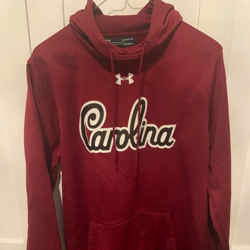 NWT Under Armour Carolina Sweatshirt